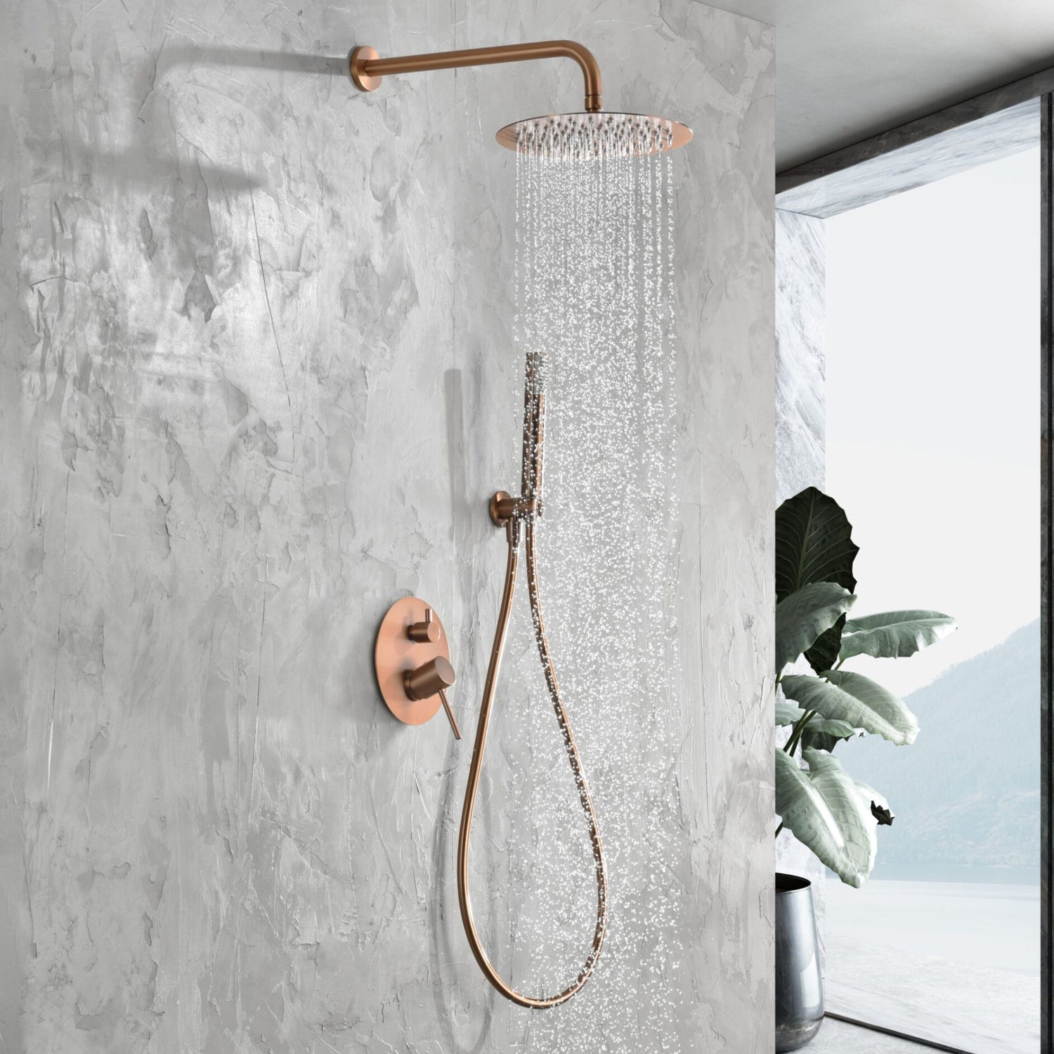 Conjunto de duche Monza de encastrar ouro rosa mate instalado em casa de banho moderna.