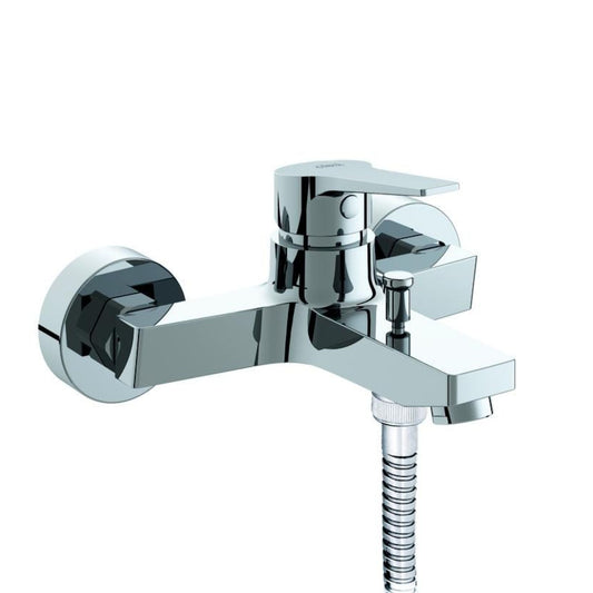 Torneira de banheira monocomando Ctesi Spirit cromada com design de linhas direitas.